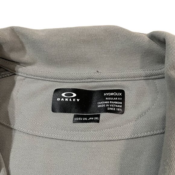 Oakley Men's Hydrolix Polo Golf Shirt Men's Size 2XL Gray Regular Fit Flawed - Picture 3 of 6